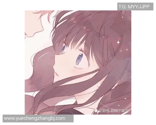 足球明星与爱侣的甜蜜瞬间情侣头像分享与推荐